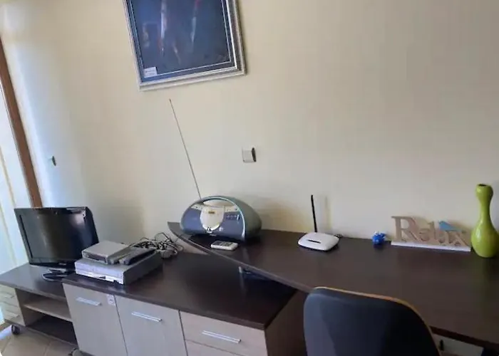 Central Beach Apartament * סאני ביץ'