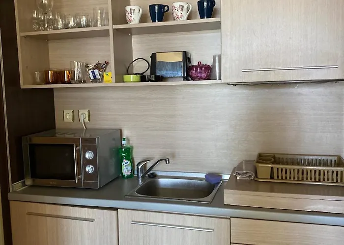 Central Beach Apartament דירה