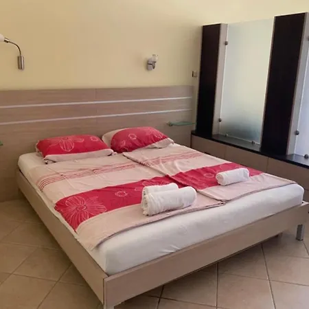 شقة Central Beach Apartament